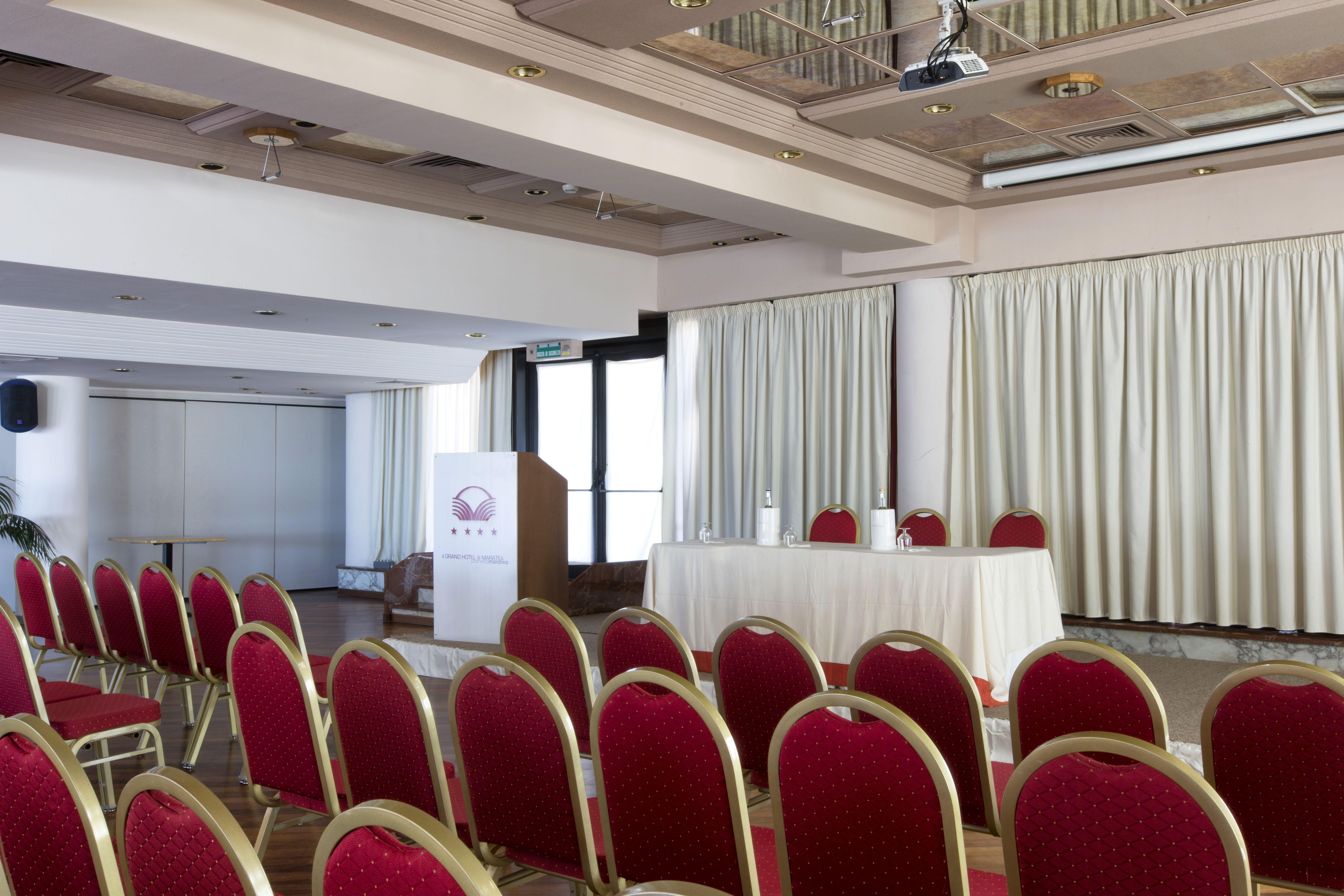 Grand Pianeta Hotel 4*