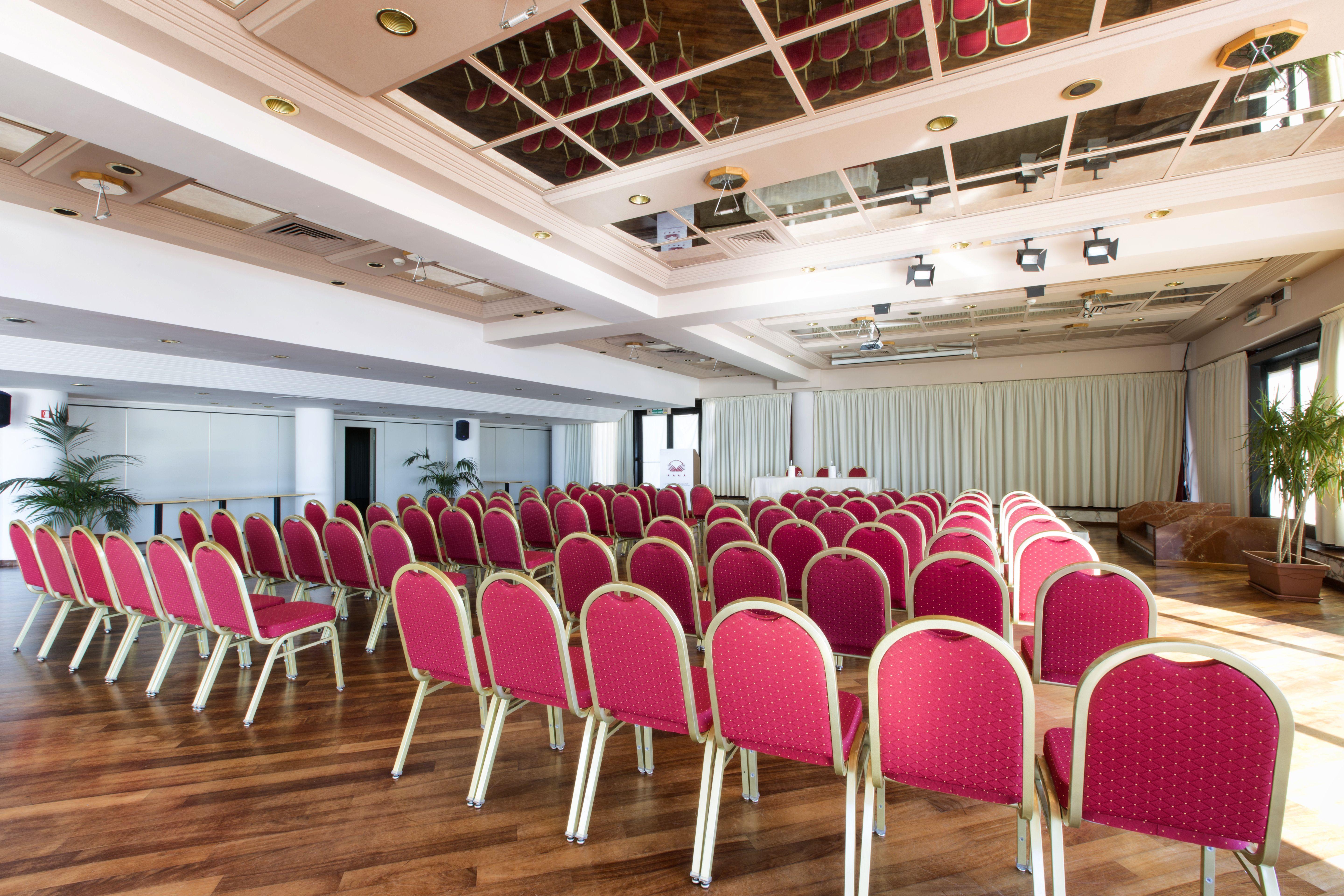 Grand Pianeta Hotel 4*