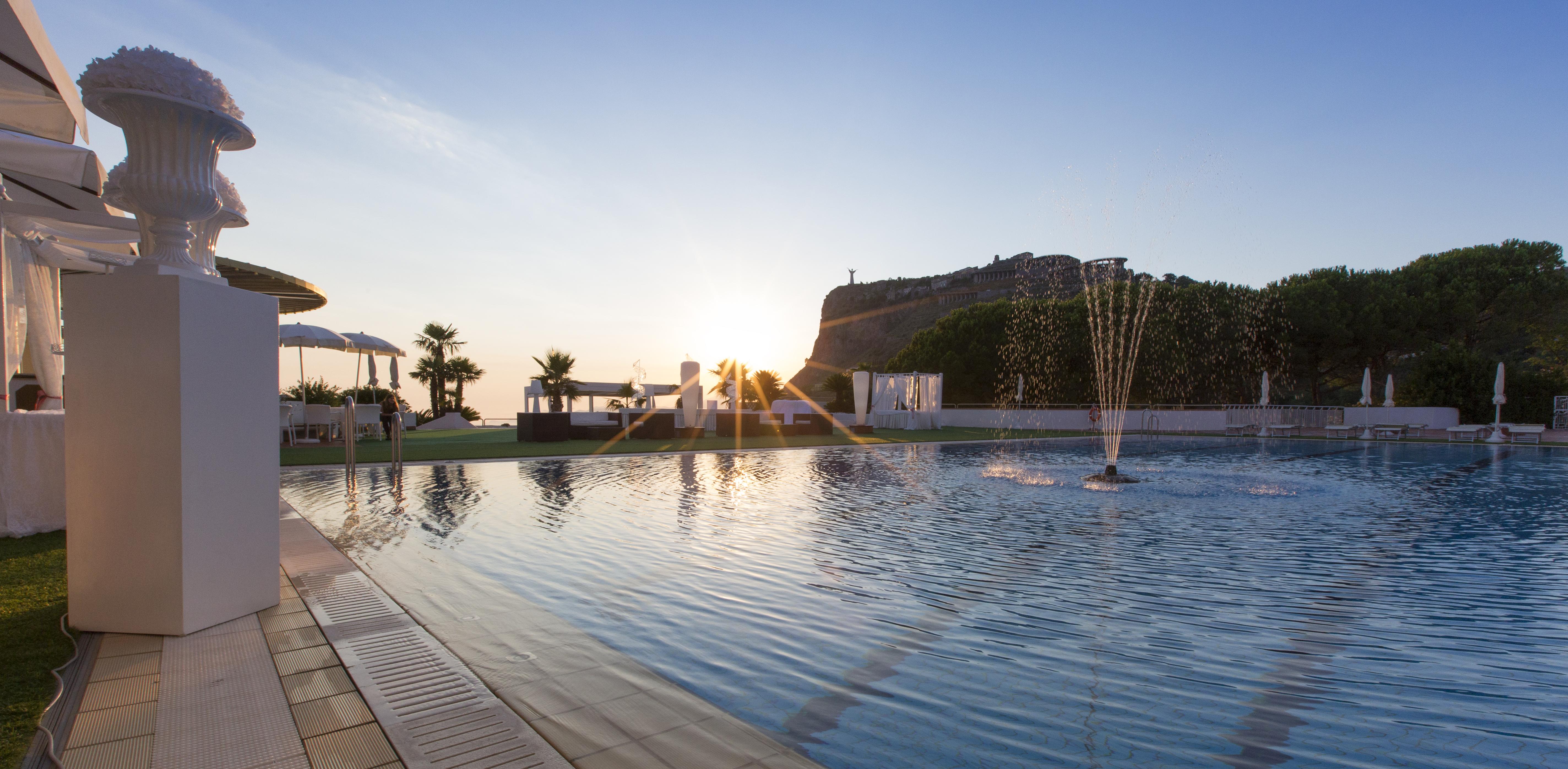 Grand Pianeta 4*