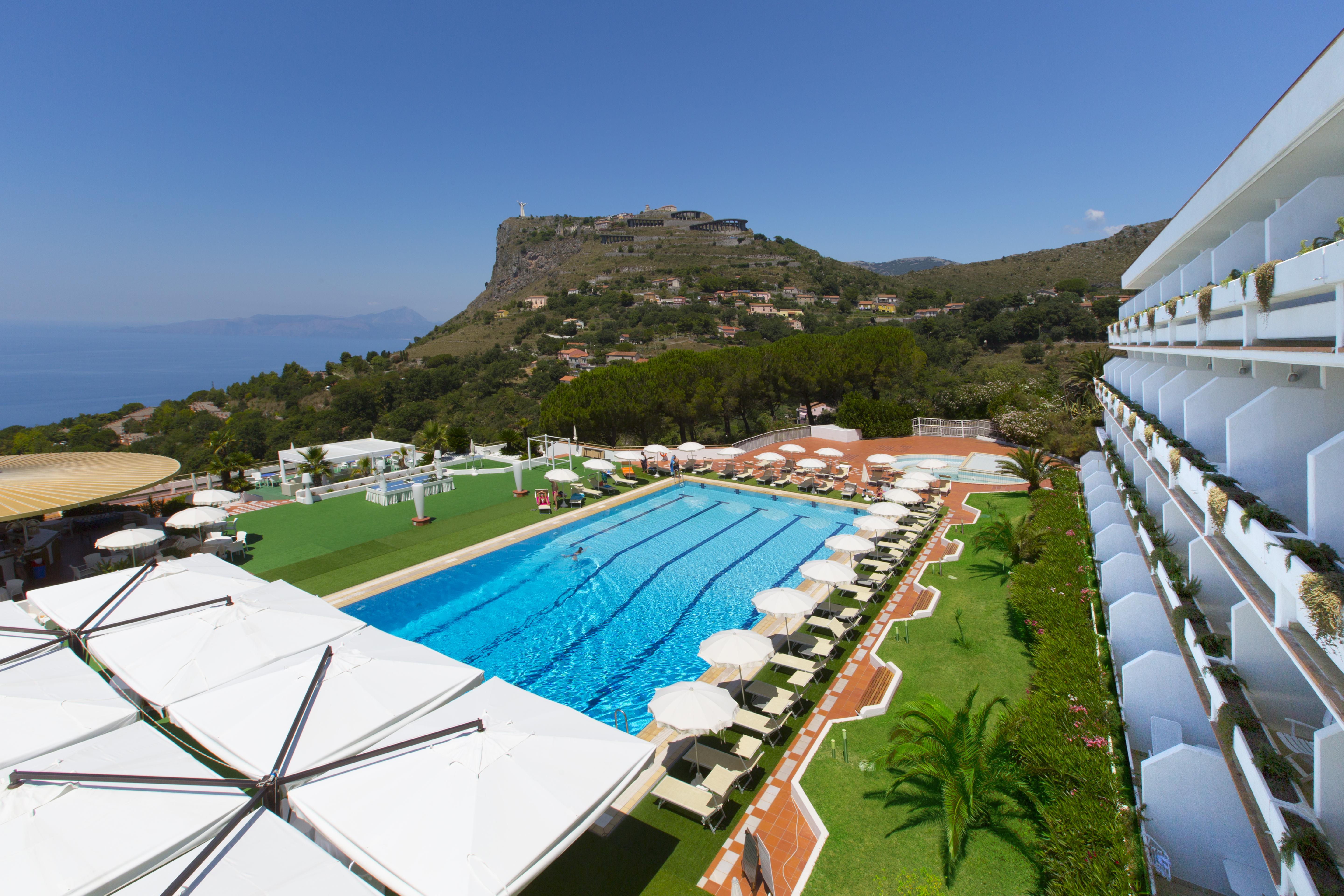 Grand Pianeta 4*
