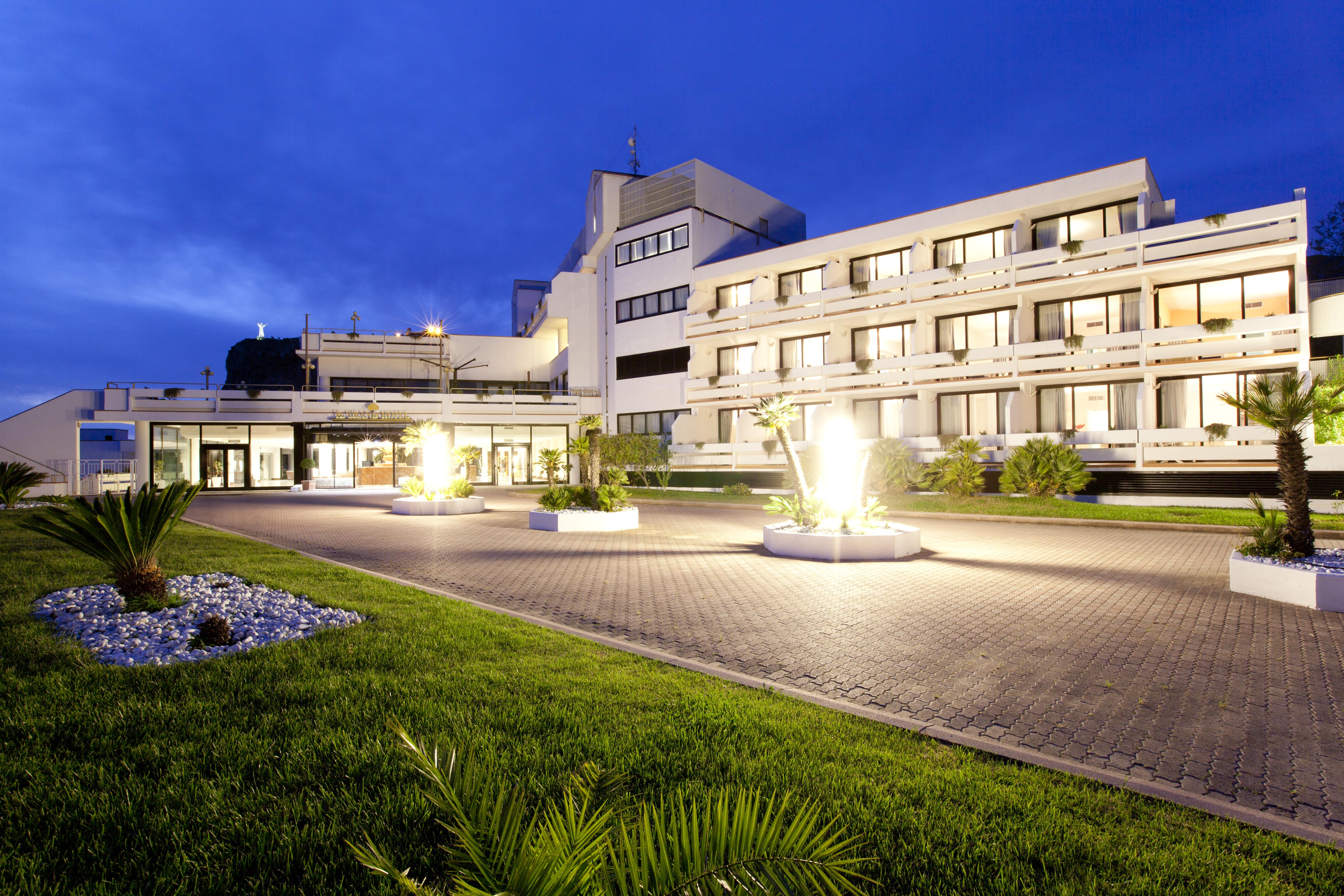 Grand Pianeta Hotel 4*
