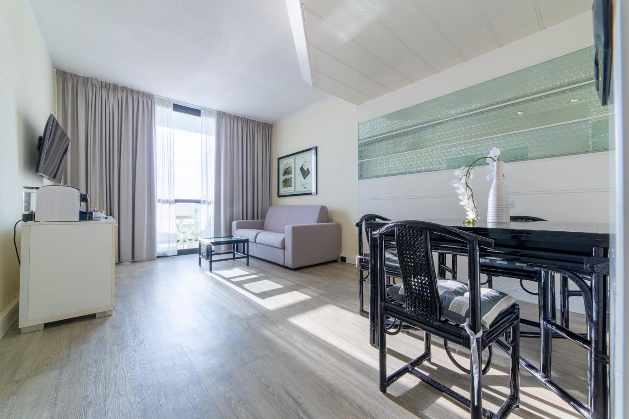Grand Pianeta 4*